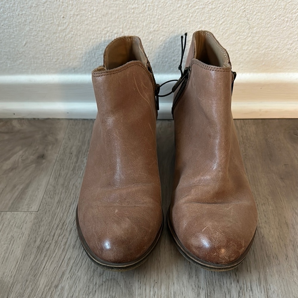 Lucky Brand Burklee Brown Ankle Boots - Picture 3 of 7